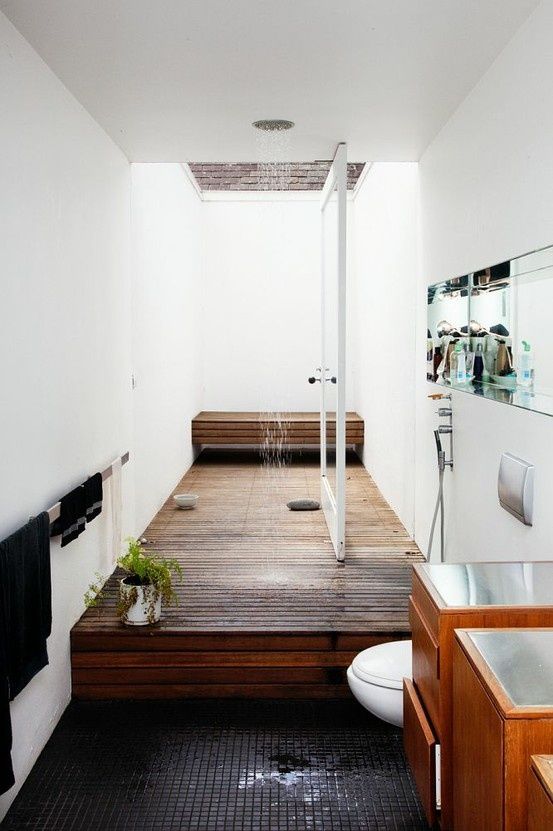 حمام با دوش سقفی