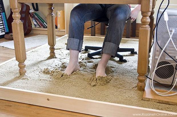 میز کار با کف شنی