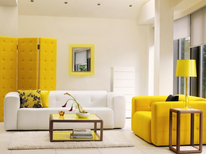 اتاق نشیمن با رنگ زرد